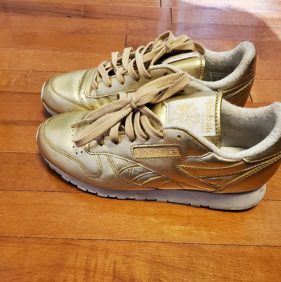 reebok face stockholm gold 